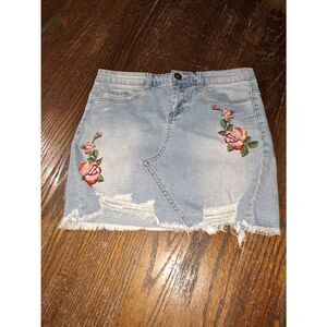 Small Rue 21 Denim Embroidered Floral Distressed Blue Jean Mini Skirt